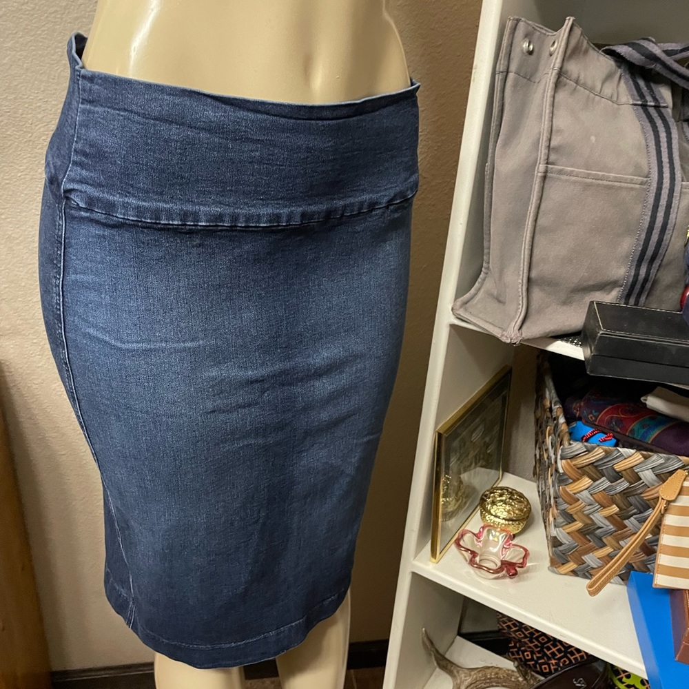 💙Great Condition M Level 99 Skirt